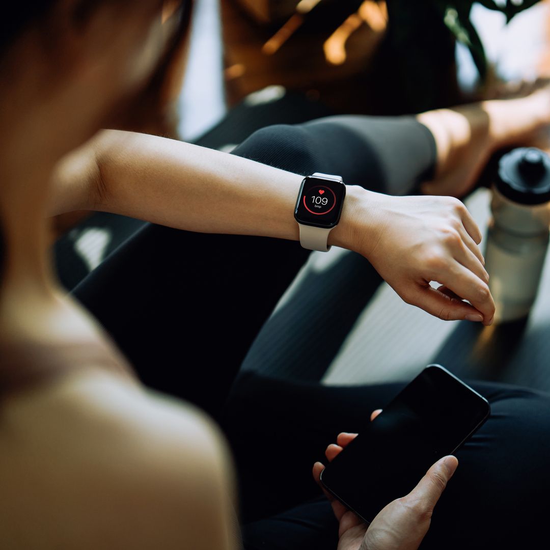 Los 5 mejores relojes inteligentes para mujer de 2026