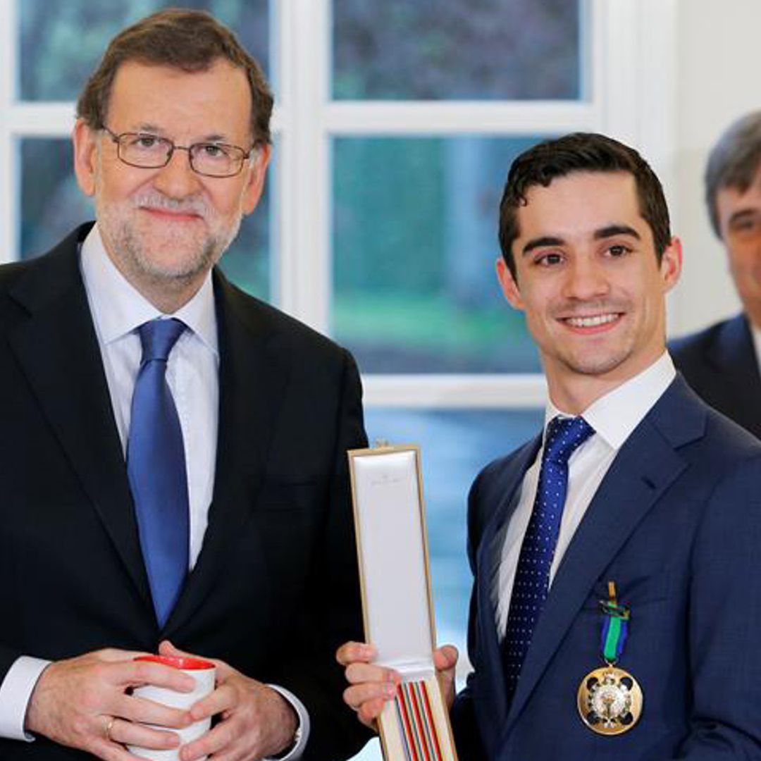Javier Fernández, bicampeón del mundo de patinaje artístico, recibe la Medalla de Oro al Mérito Deportivo