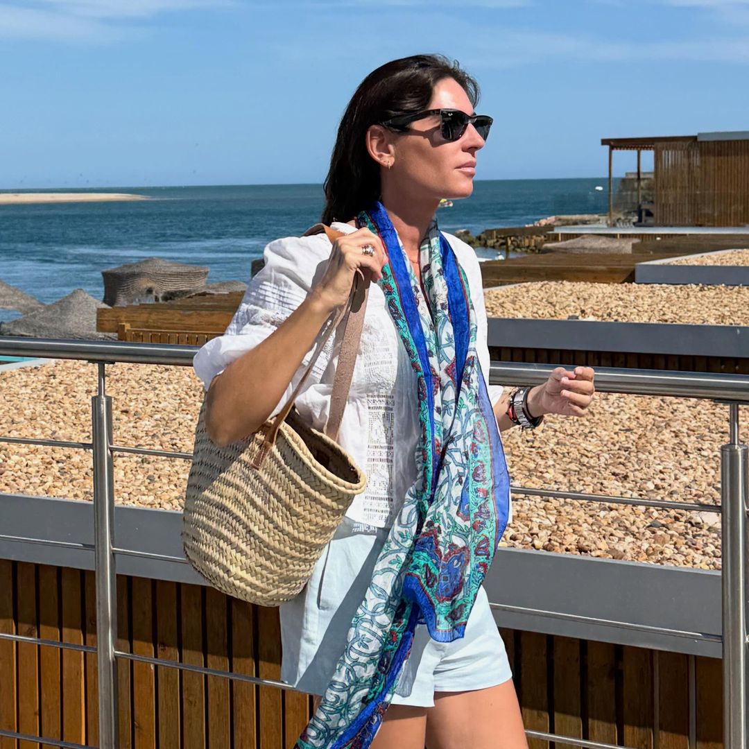 Lourdes Montes tiene la combinación de colores que más favorece en verano: "el blanco y el azul transmiten paz y serenidad"