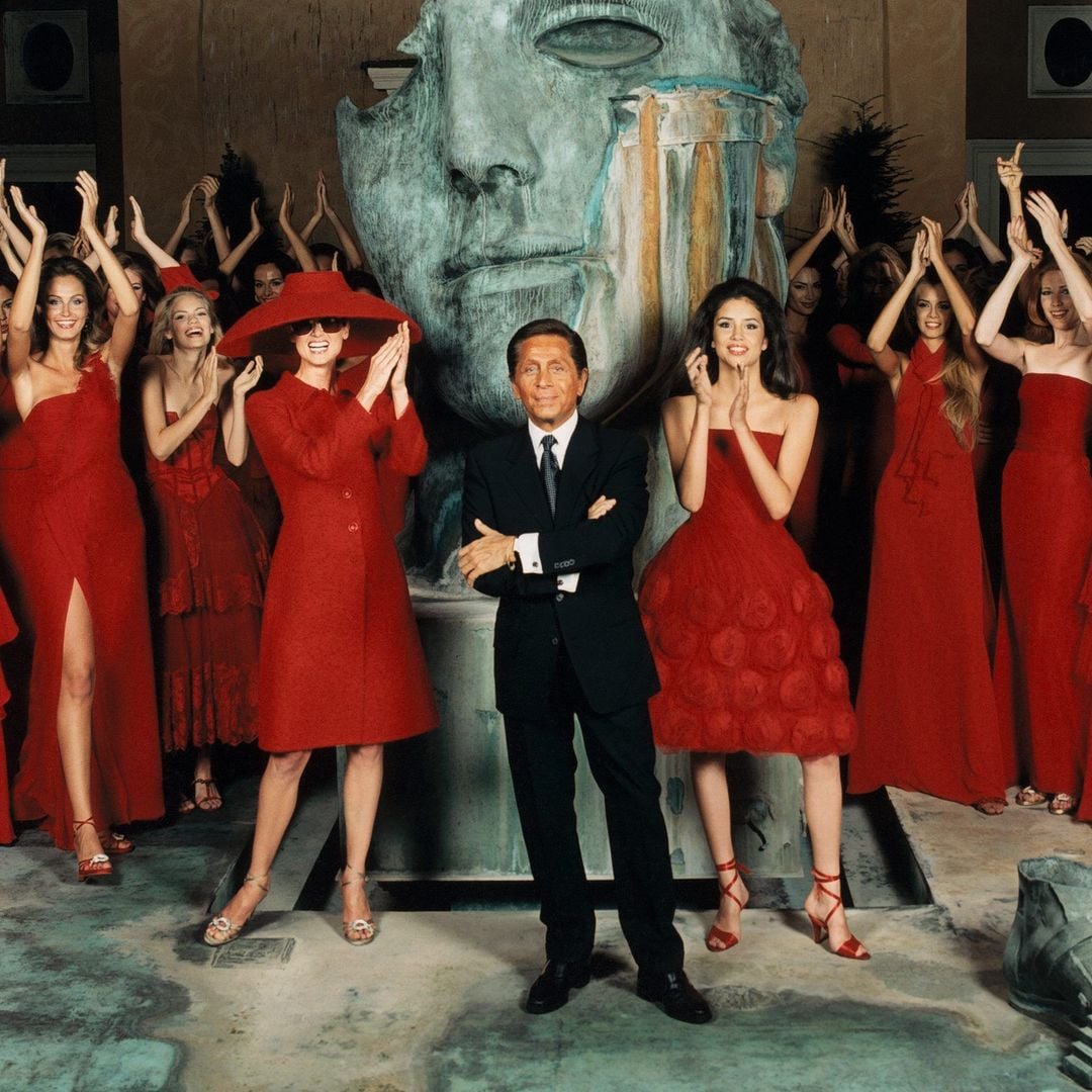 Castillos, Picassos y un yate de lujo: la millonaria herencia que Valentino Garavani deja a su 'familia de elección'