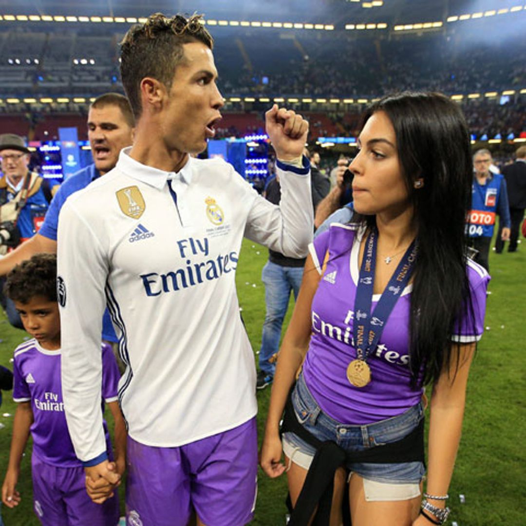 Georgina Rodríguez salta al terreno de juego en un día histórico para Cristiano Ronaldo