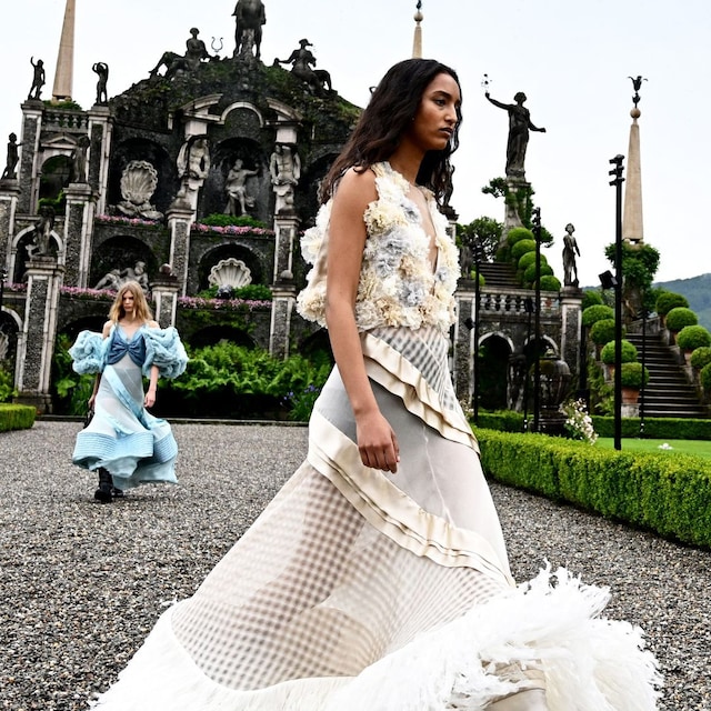 LOS LUGARES MÁS BELLOS DONDE LOUIS VUITTON HA CELEBRADO DESFILES