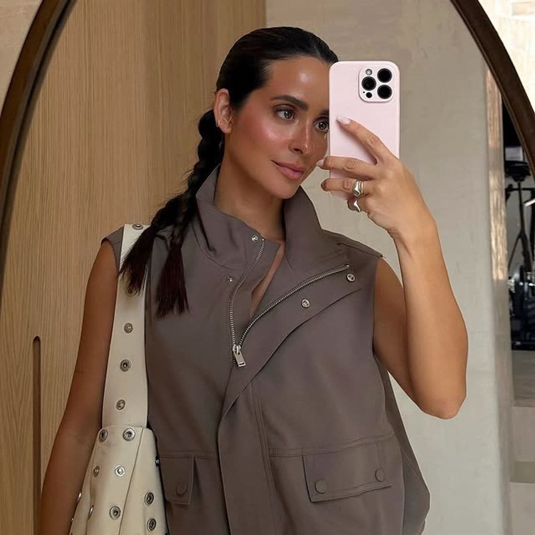 María Fernández Rubíes con manicura milky nails