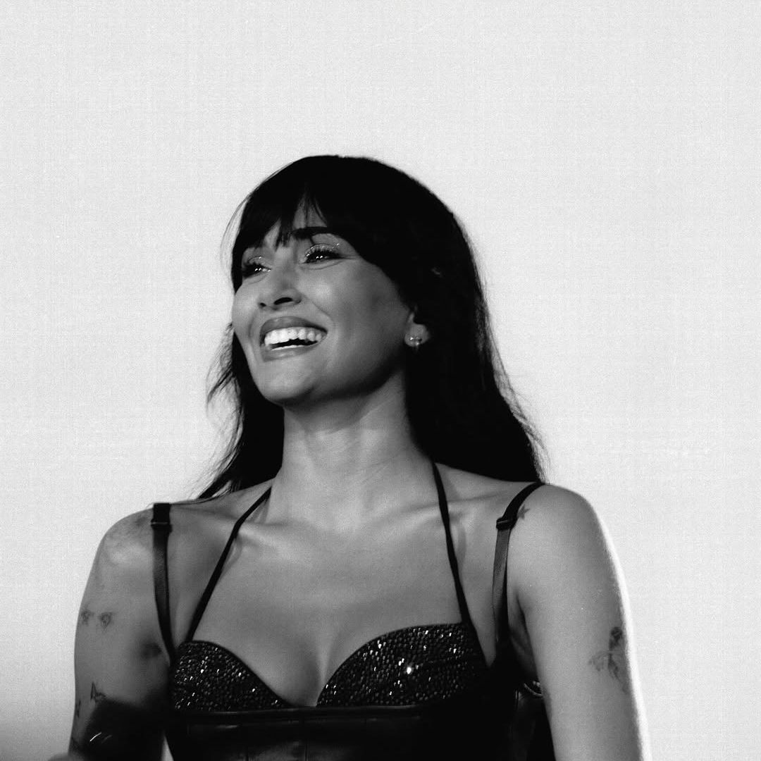 Aitana dio inicio a su gira en Barcelona