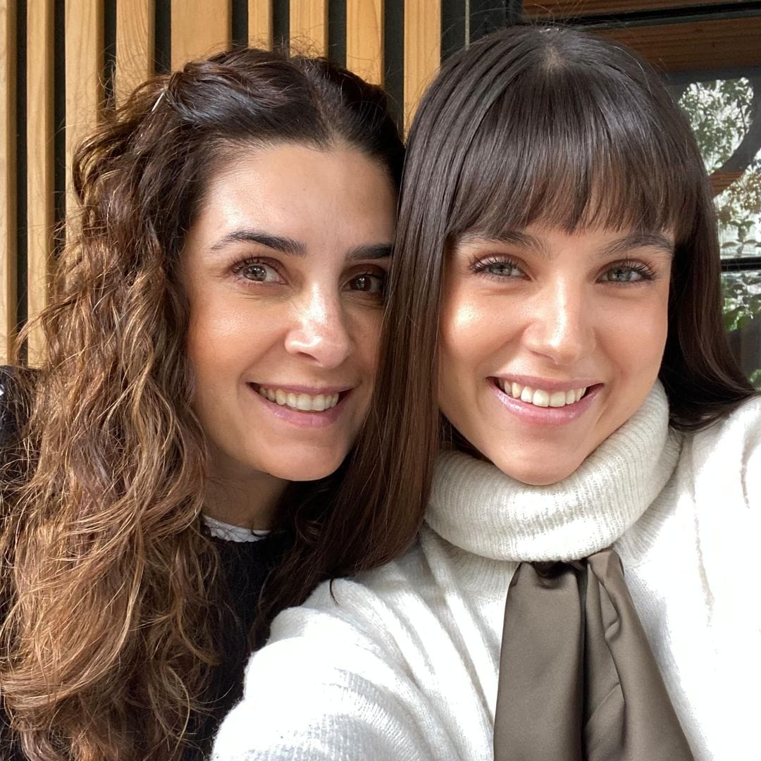 Mayrin Villanueva, feliz de ver a sus hijos, Romina y Sebastián, juntos en una telenovela