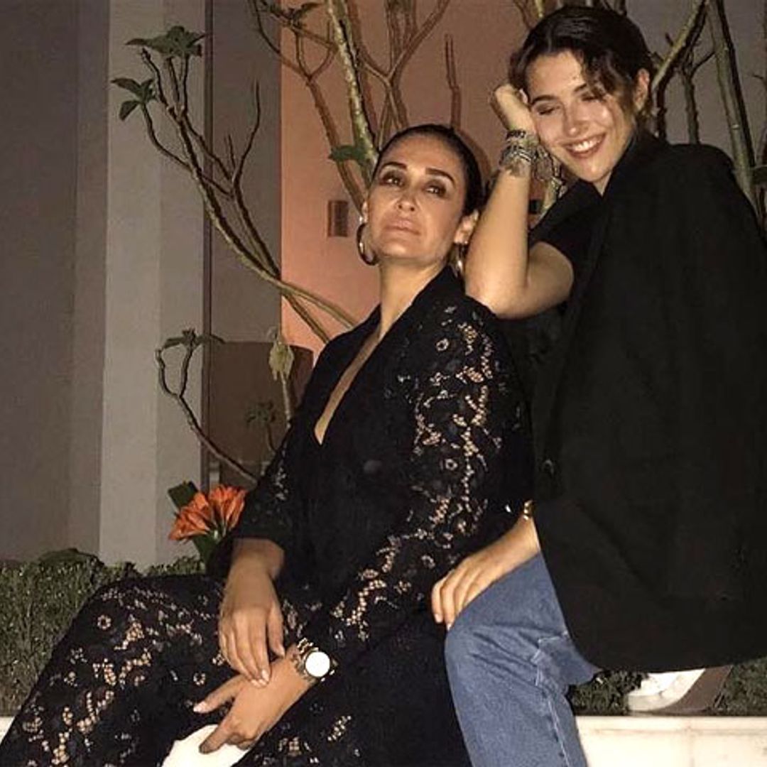 Bailes con su hija y un invitado inesperado: así ha sido el fiestón de cumpleaños de Vicky Martín Berrocal