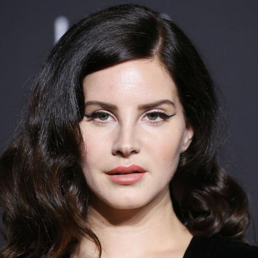 Los secretos detrás del delineado ‘cat eye’ de Lana del Rey