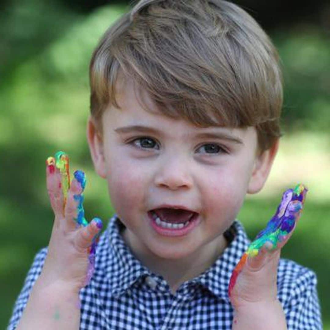 ¡Pequeño artista! La Duquesa de Cambridge celebra el segundo cumpleaños de Louis con unos tiernos retratos