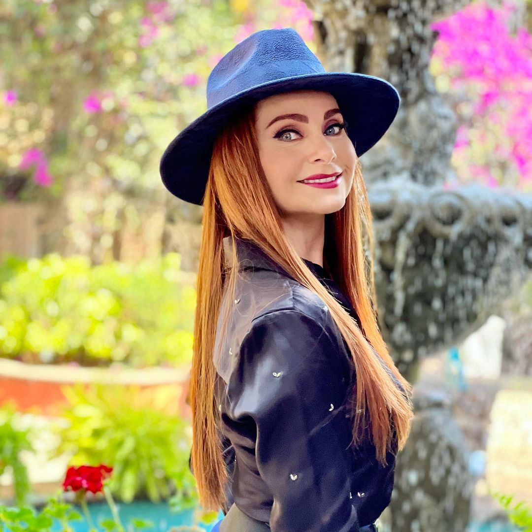 Elizabeth Álvarez habla de la decisión que tomó en su embarazo que pudo poner en riesgo a sus mellizos