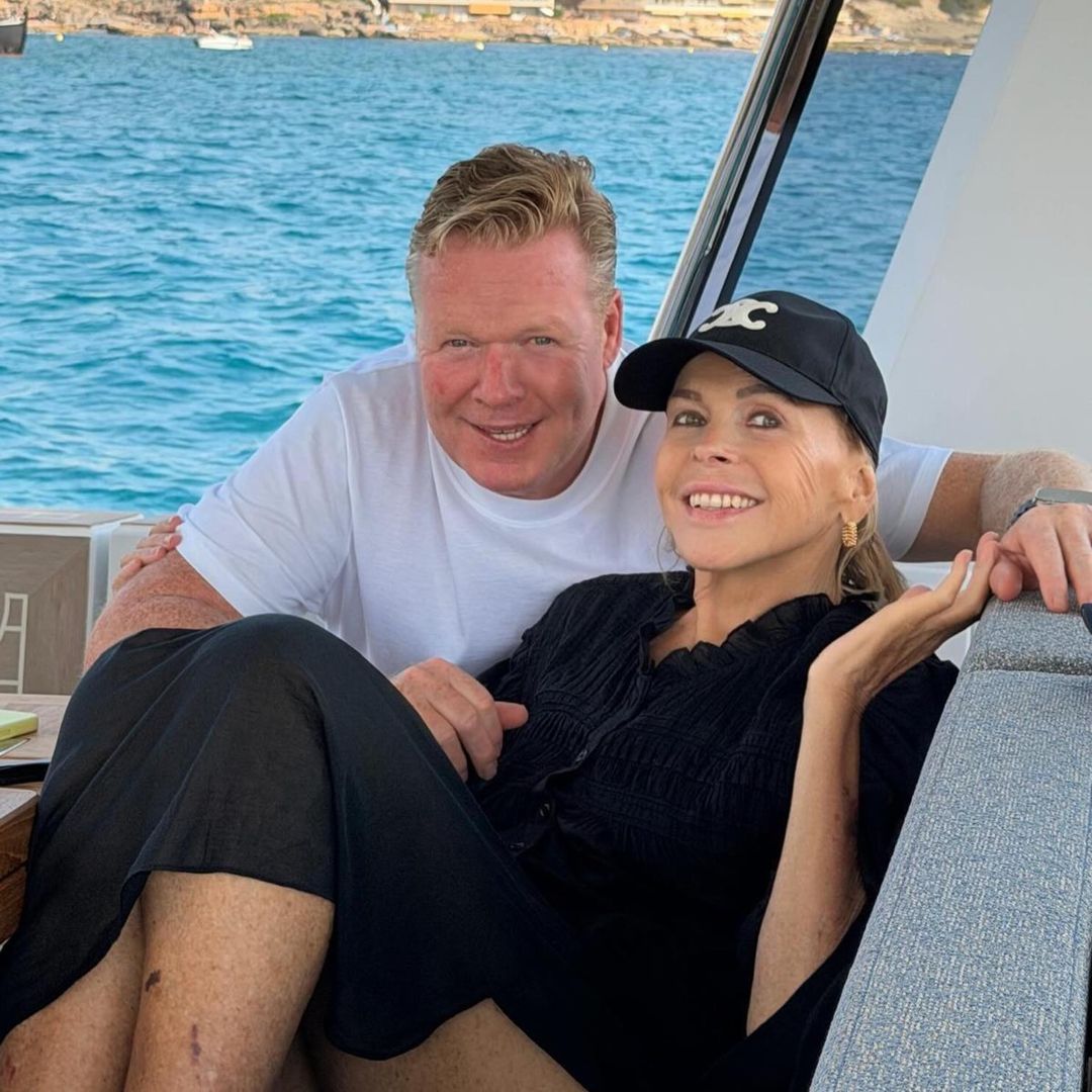 El doloroso adiós de Ronald Koeman a su mujer, Bartina, que ha muerto a los 65 tras más de cuatro décadas de amor
