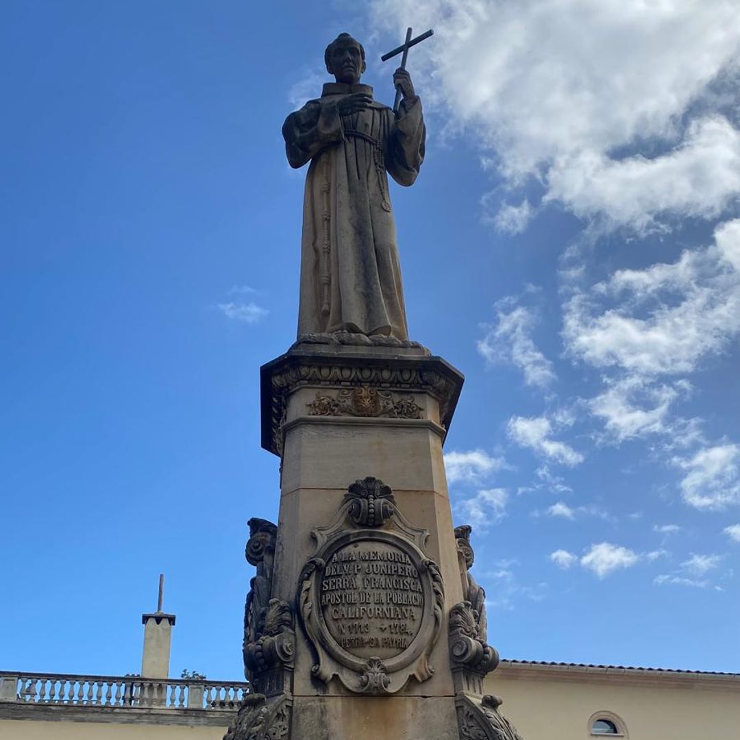 Monumento a Fray Junípero Serra