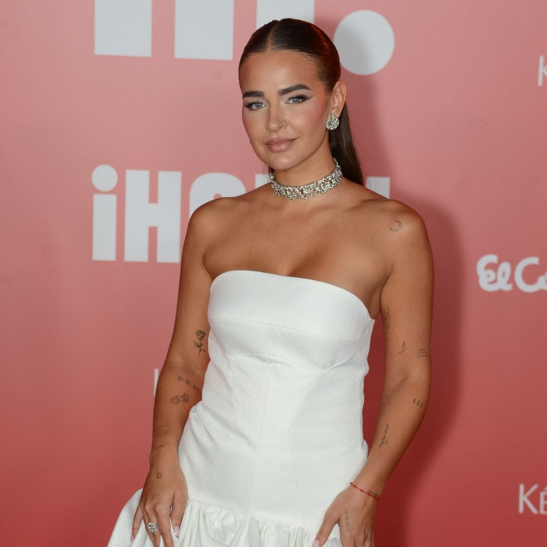 Todos los detalles del look de Laura Escanes, una de las ganadoras de la noche