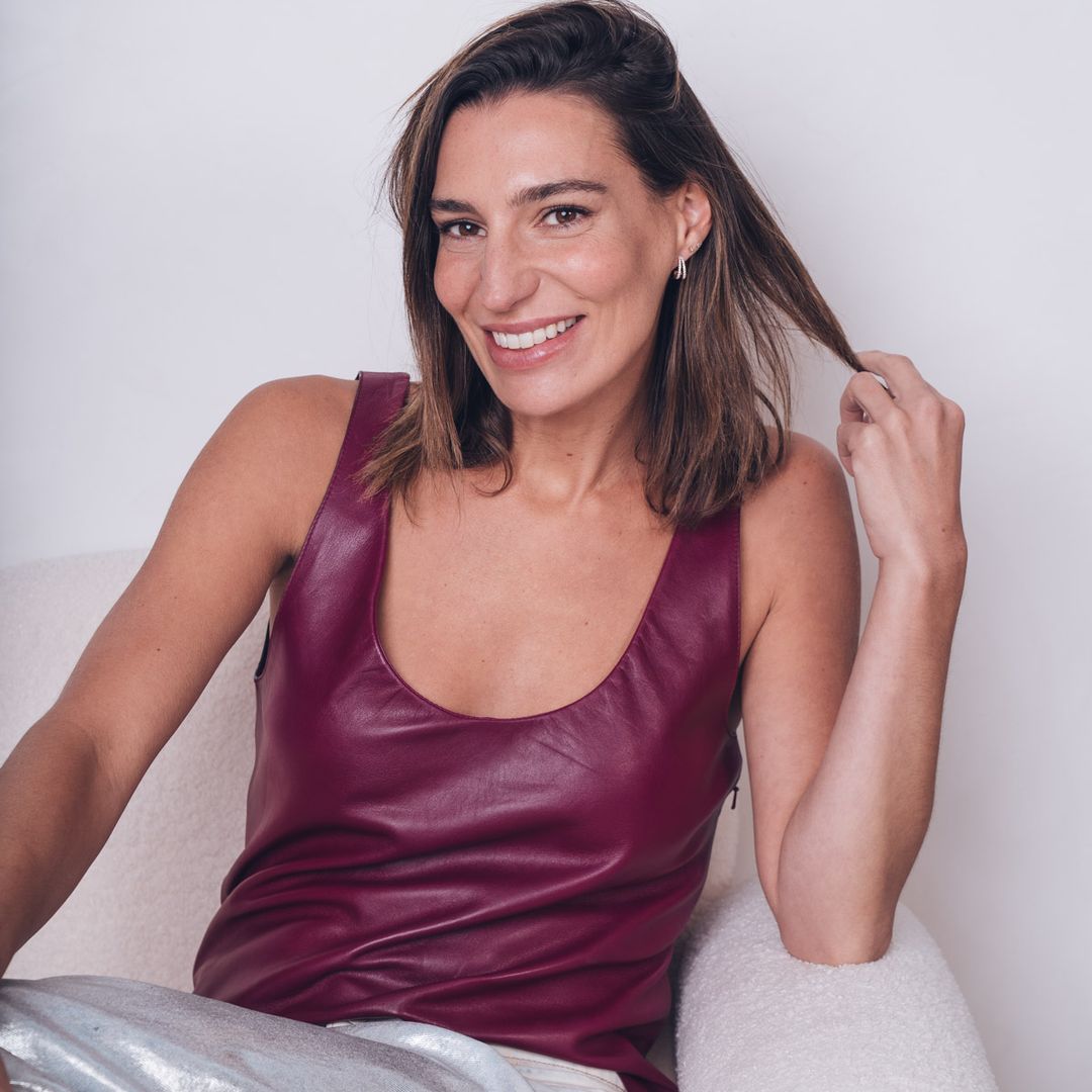 El sorprendente y rejuvenecedor cambio de look de Eugenia Osborne: masculino y con flequillo