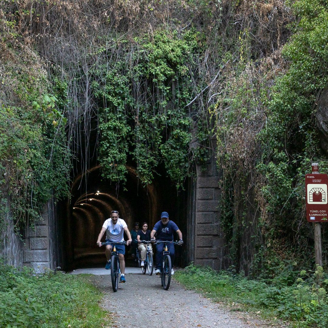 Senderos para recorrer en bicicleta junto a Baños de Montemayor, Cáceres