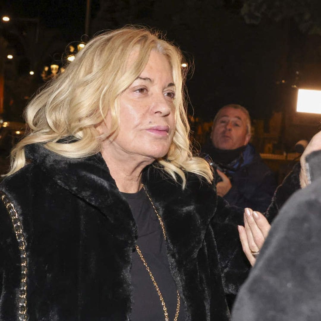 Bárbara Rey, rota de dolor en el último adiós a su hermano Salvador