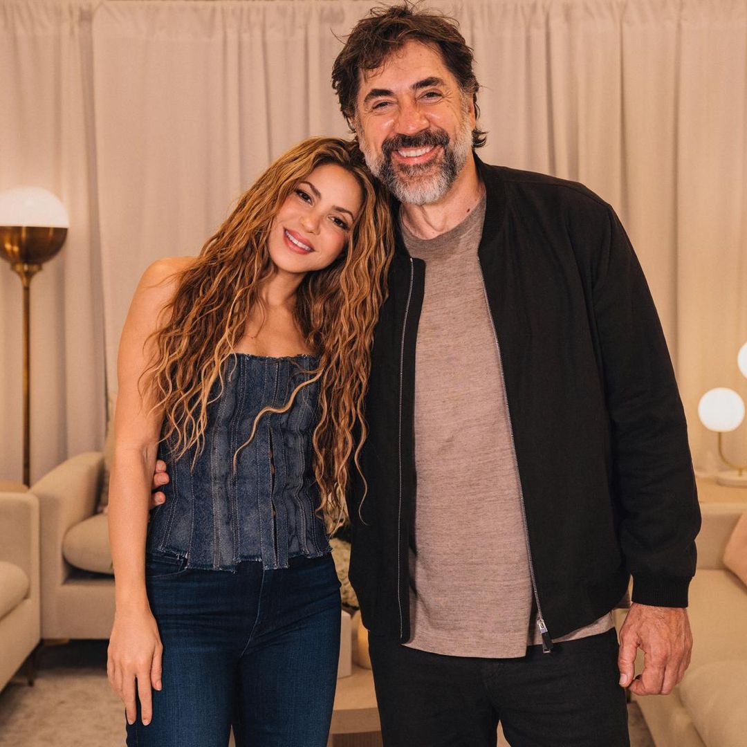 Javier Bardem, protagonista del vídeo viral en el concierto de Shakira cantando y bailando como nunca le habíamos visto a ritmo de 'Dai Dai'
