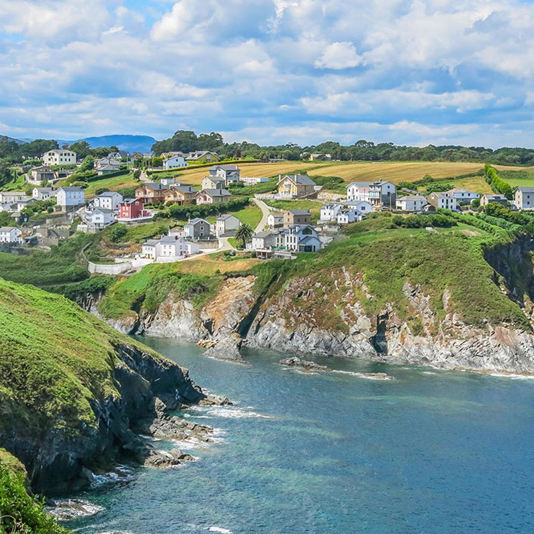 Pueblos costeros para enamorarte (mucho más) de Asturias