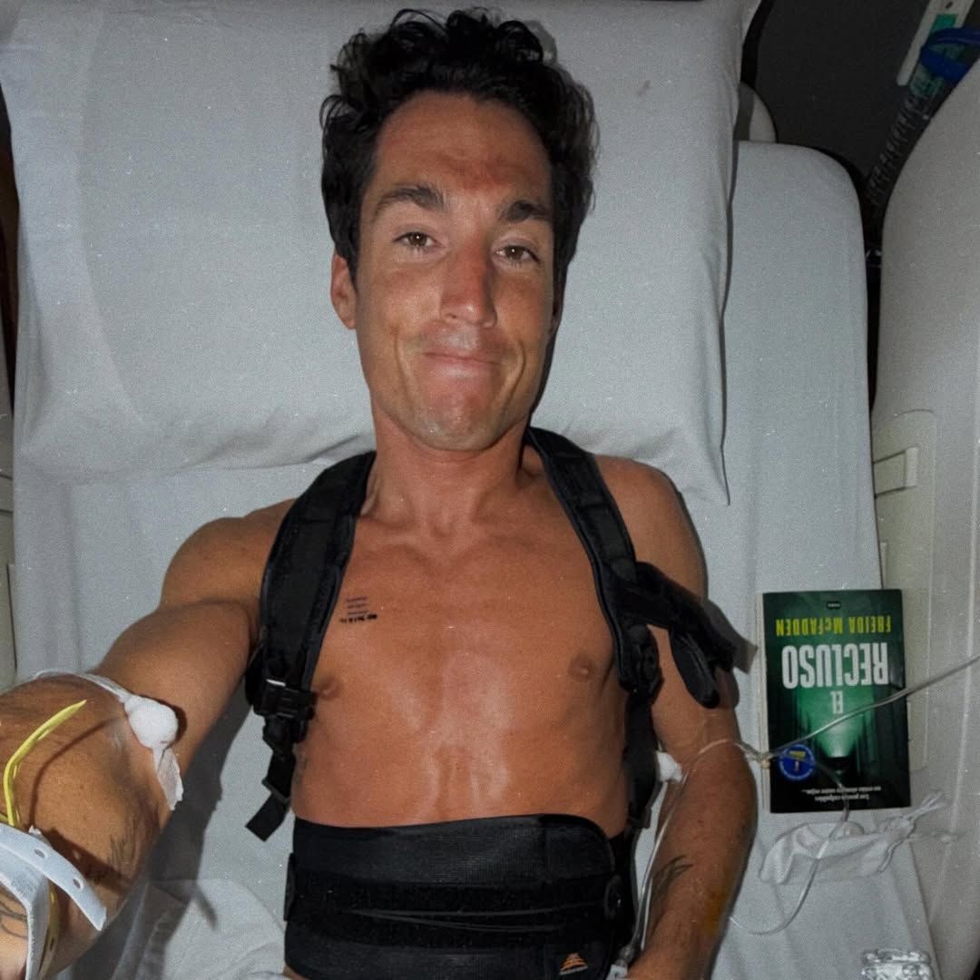 ⁠El piloto Aleix Espargaró, hospitalizado de urgencia tras un grave accidente en Malasia