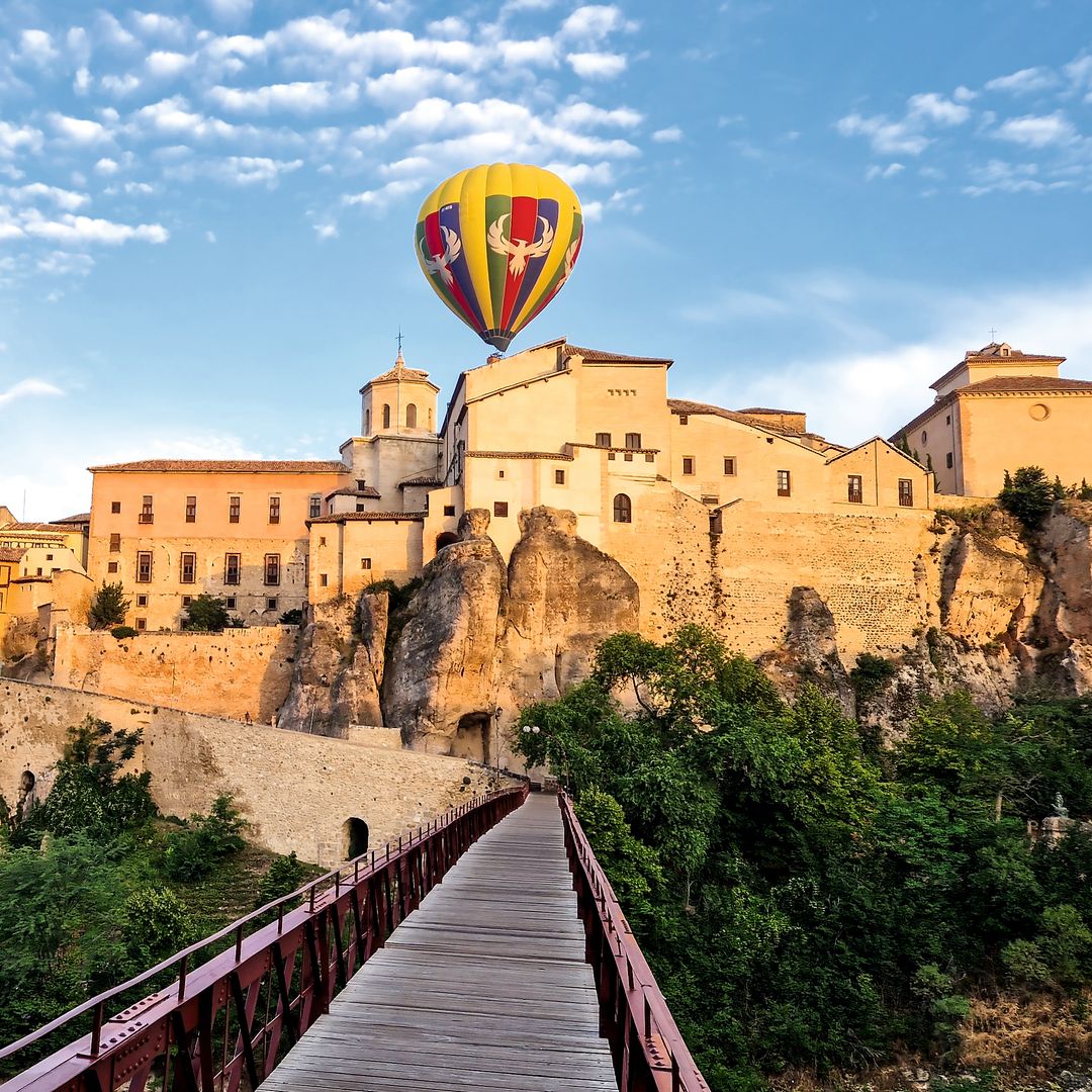Cuenca desde el aire: un viaje en globo espectacular sobre las hoces del Huécar y el Júcar