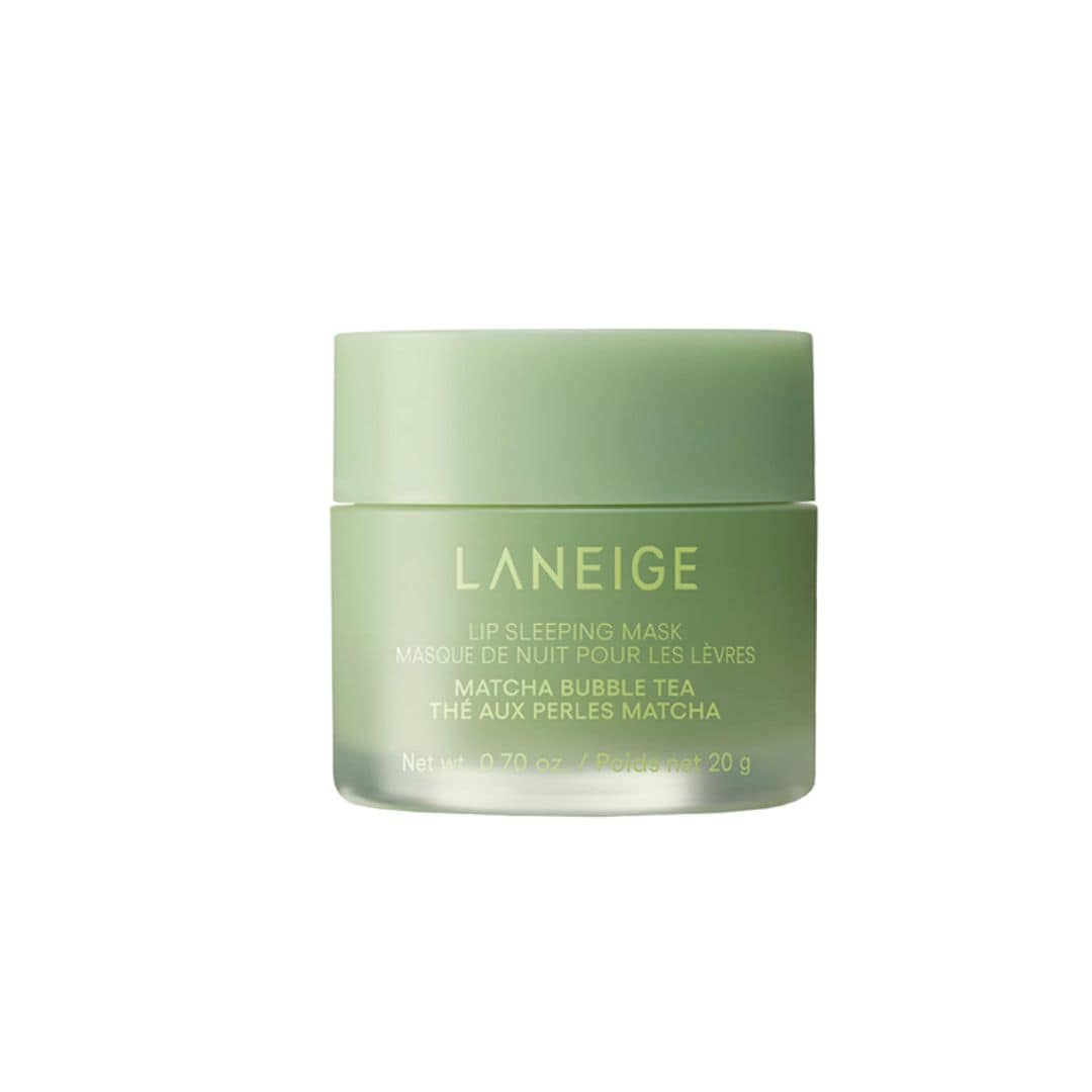 Lip Sleeping Mask Bubble Tea Matcha, de Laneige (25 euros en Sephora), es una versión inspirada en el burbujeante té matcha de su icónico cuidado de labios nutritivo que alisa e hidrata en profundidad gracias a ingredientes como el aceite de coco. 