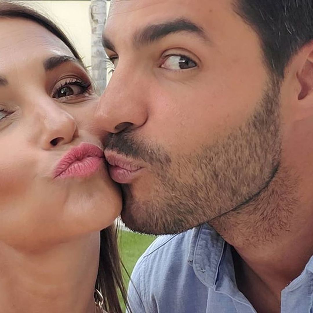 Paula Echevarría y Miguel Torres brindan 'por todo lo bueno que está por venir'