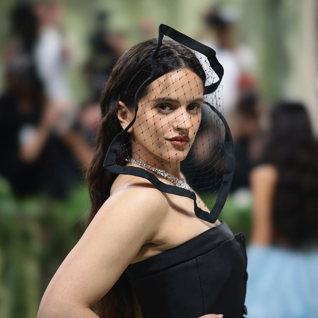 Sin contener las lágrimas, Rosalía se disculpa con sus fans argentinos: 'Mi amor por este país sigue intacto'