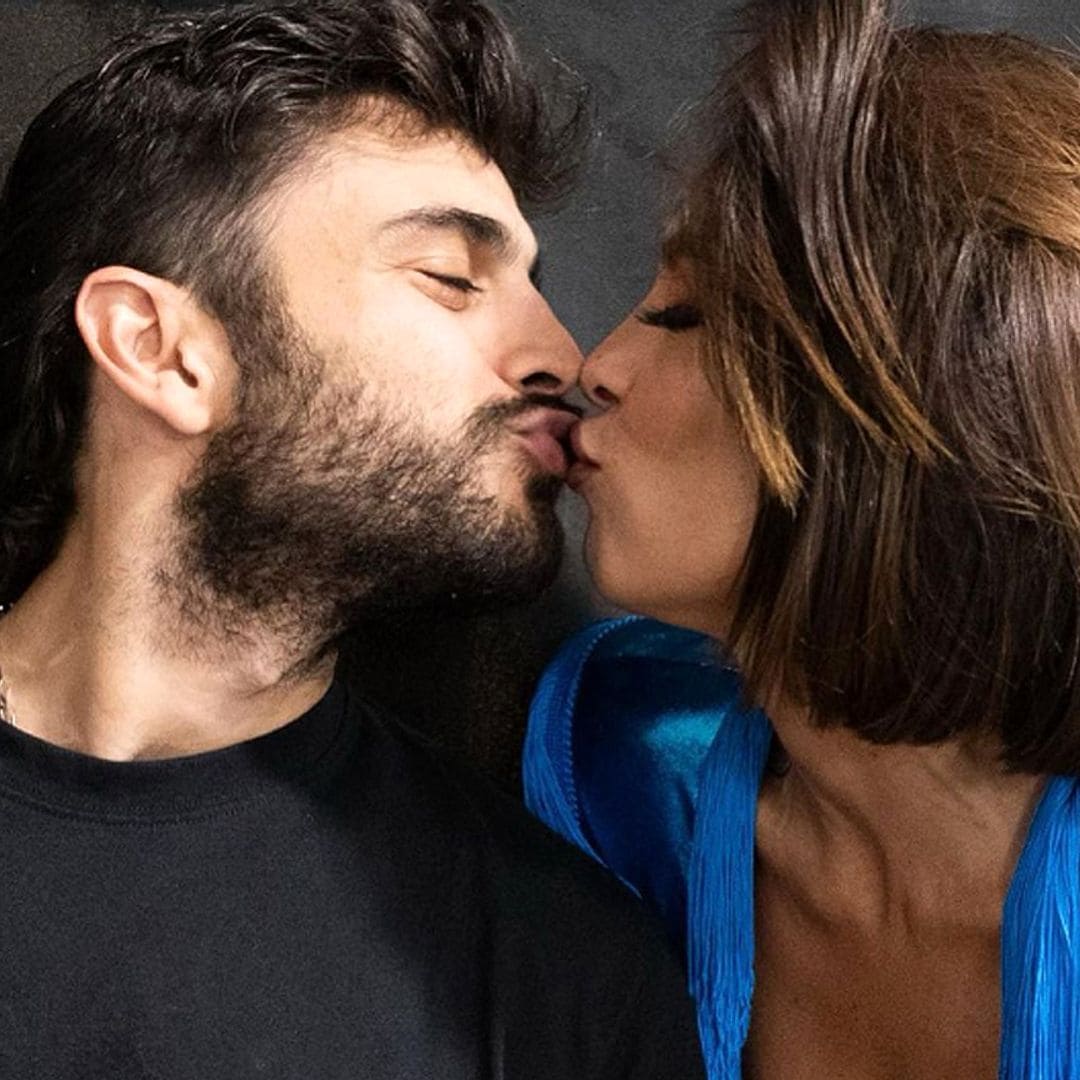 Lorena Castell se confiesa sobre su inesperado primer beso con Rubén Bernal