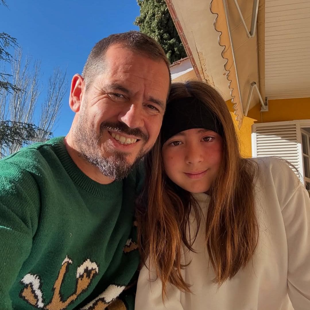 De Paula Echevarría a Sergio Peris-Mencheta: el adiós a Isa, la niña de 12 años diagnosticada de cáncer a la vez que su padre