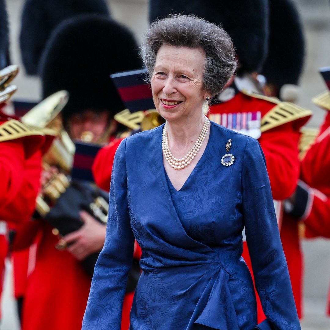 La princesa Ana resucita una joya de amor y duelo: el broche más íntimo de los Windsor