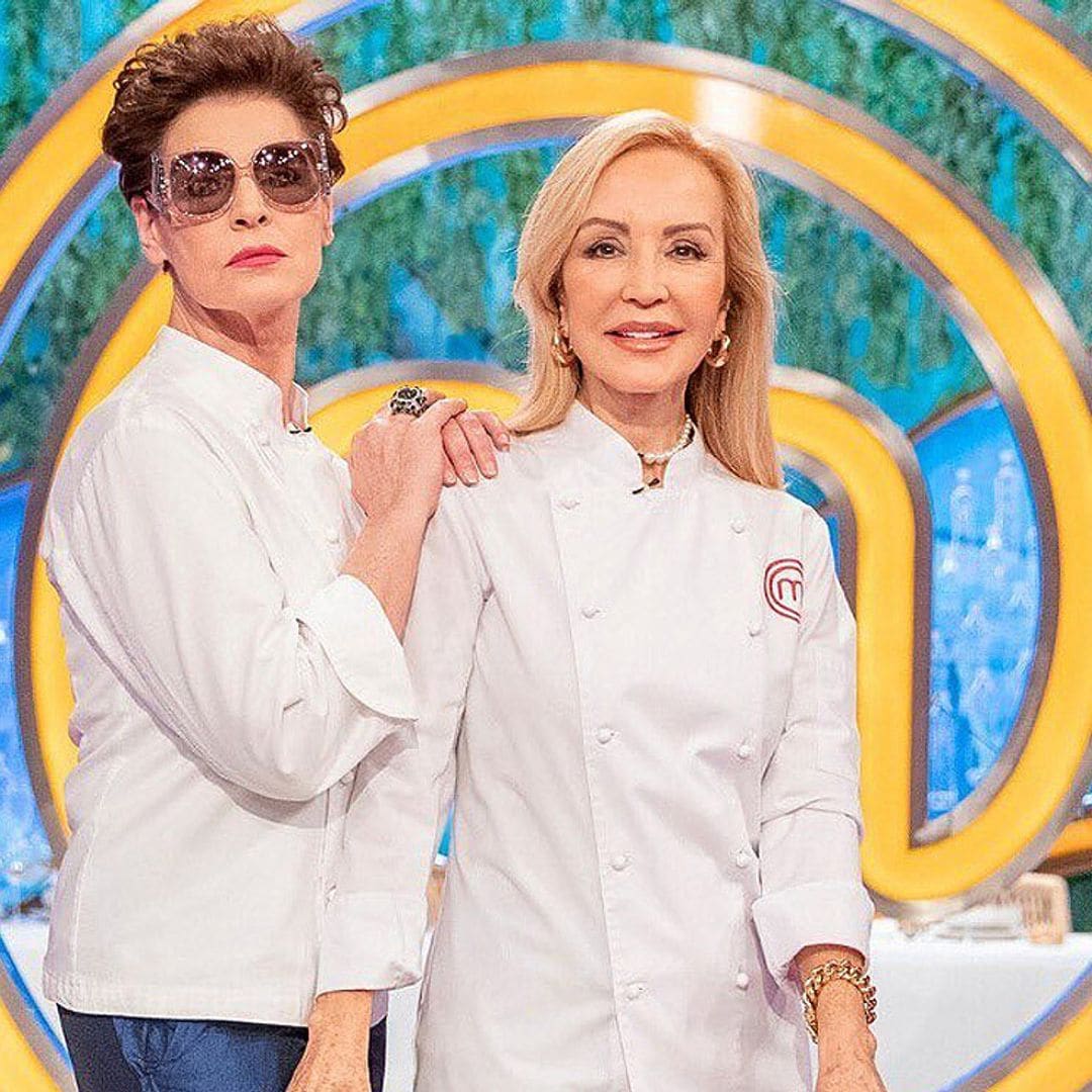 Canciones, pullas y un dúo cómico en la vuelta de Carmen Lomana y Antonia Dell'Atte a 'MasterChef'