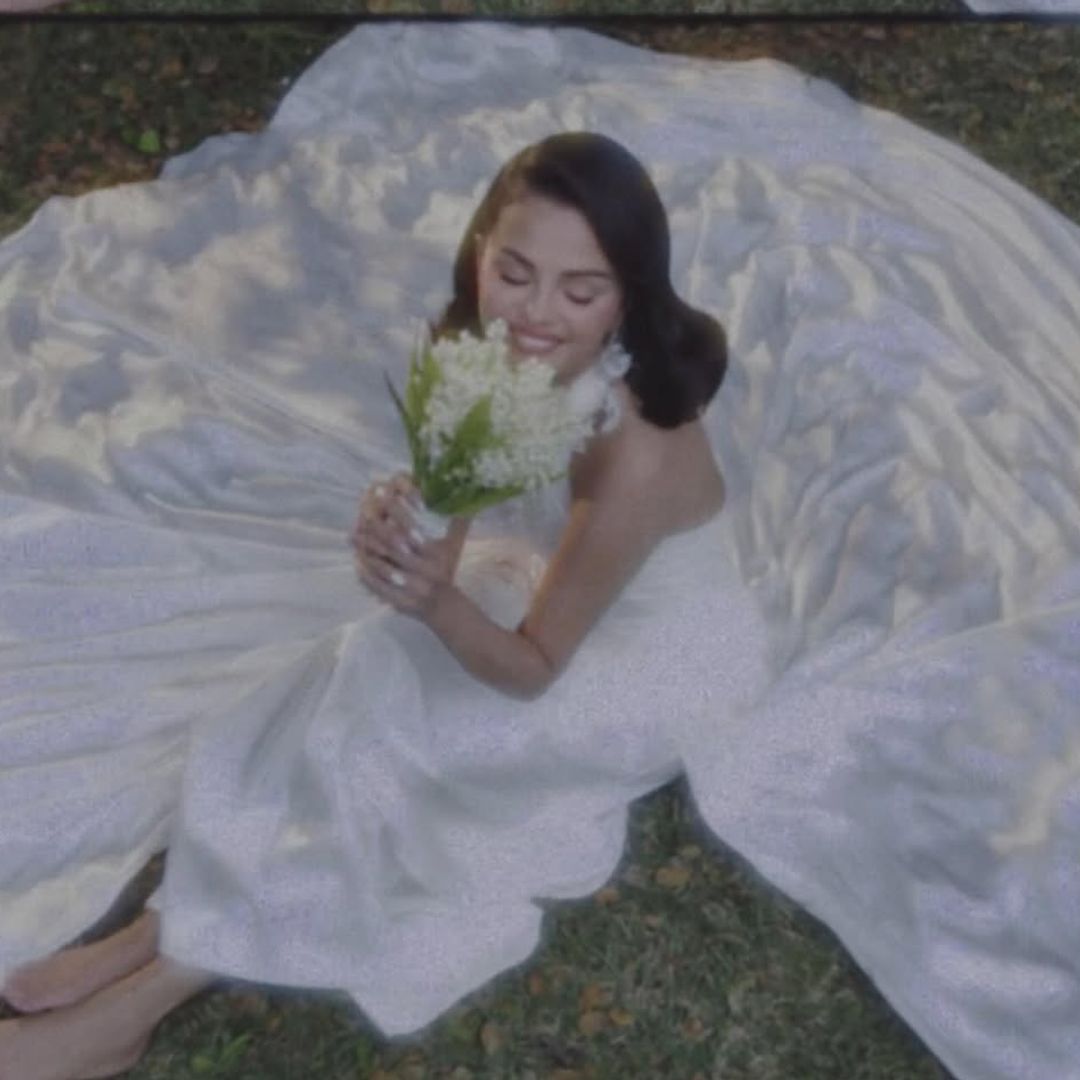 El primer vestido de novia de Selena Gomez
