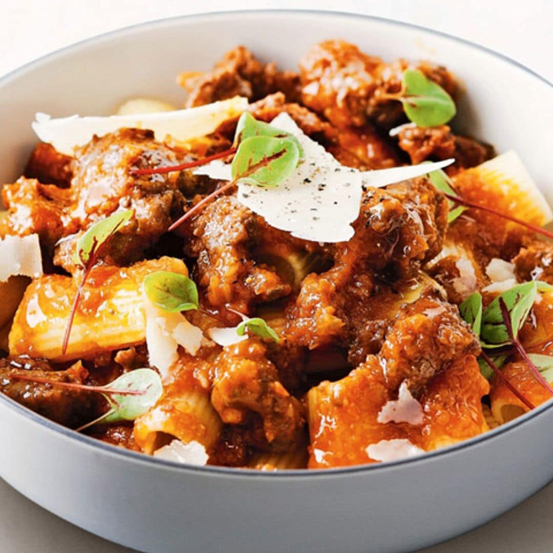'Rigatoni' con ragú de cordero