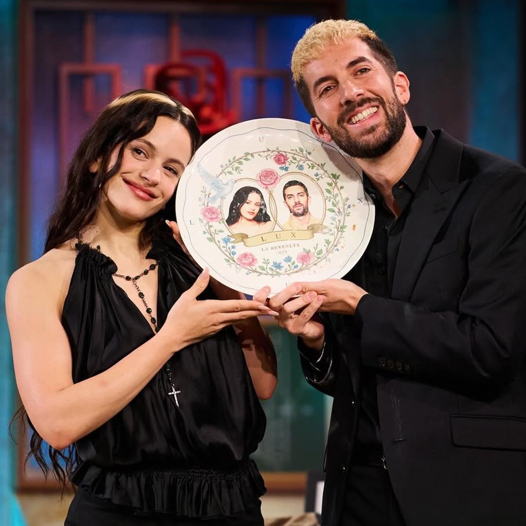 Rosalía y David Broncano en La Revuelta
