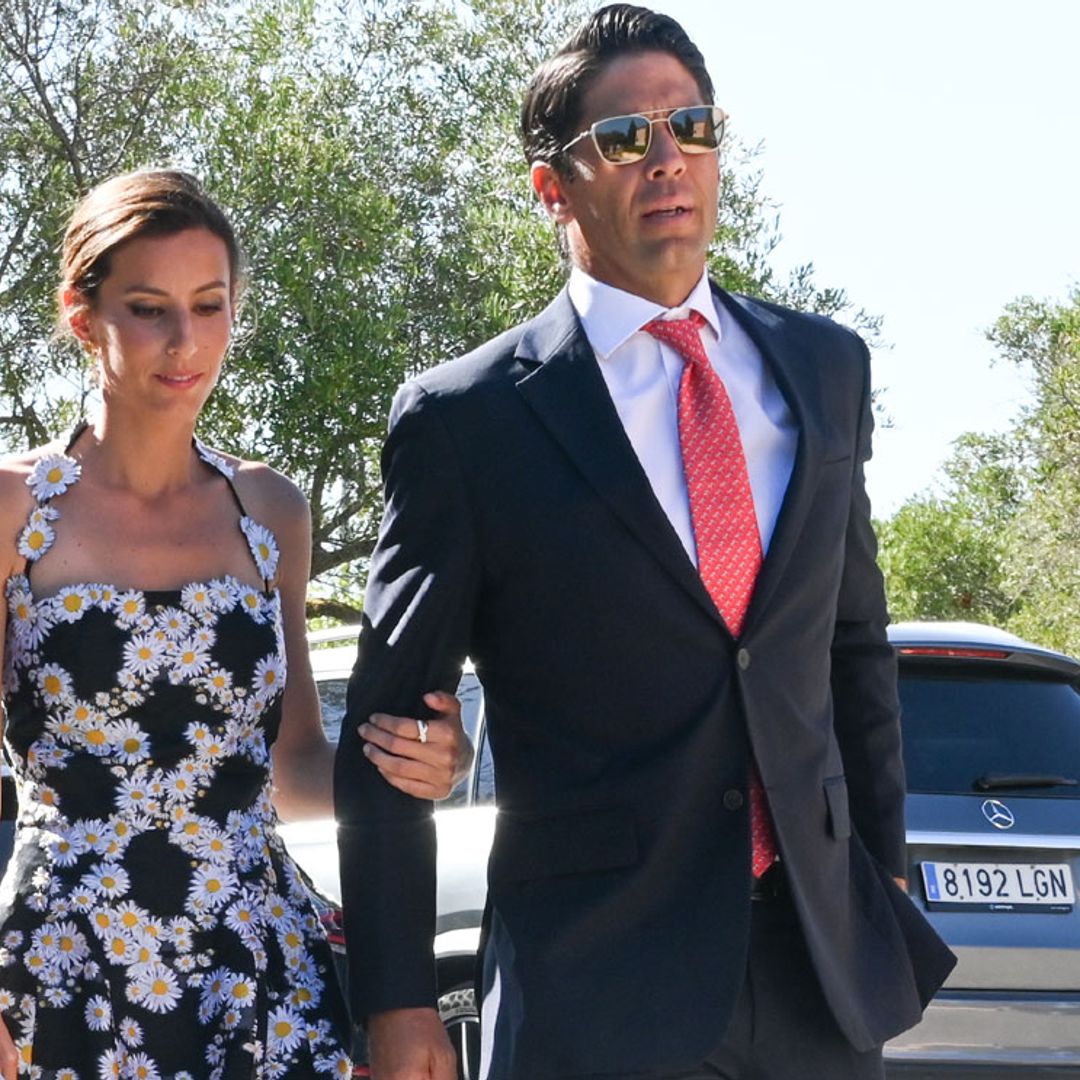 El vestido de margaritas bordadas que convirtió a Ana Boyer en la invitada más original
