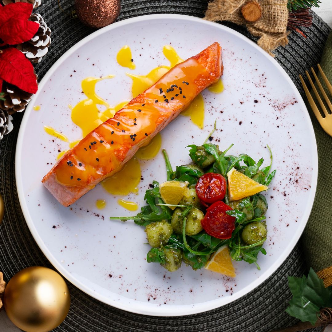 Recetas con salmón para Fin de Año: platos fáciles y elegantes para despedir el 2025