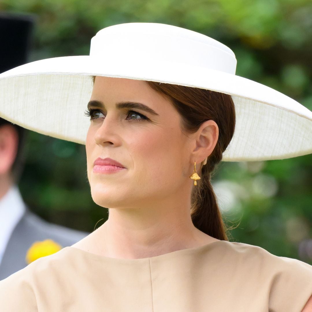 Eugenia de York recicla y gana: el vestido de invitada perfecta que repite de boda en boda
