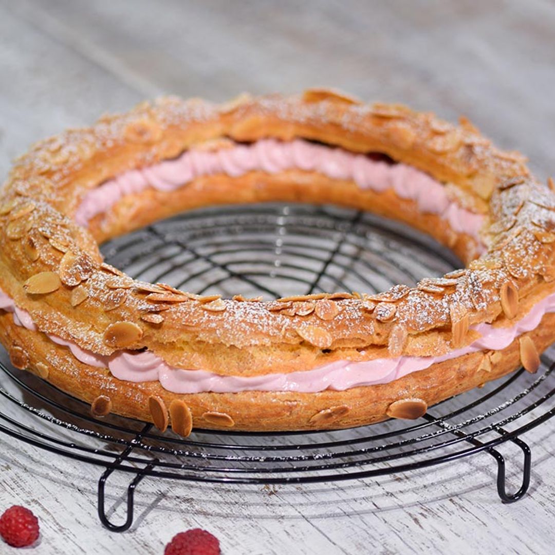 'Paris brest' relleno de mousse de frambuesa