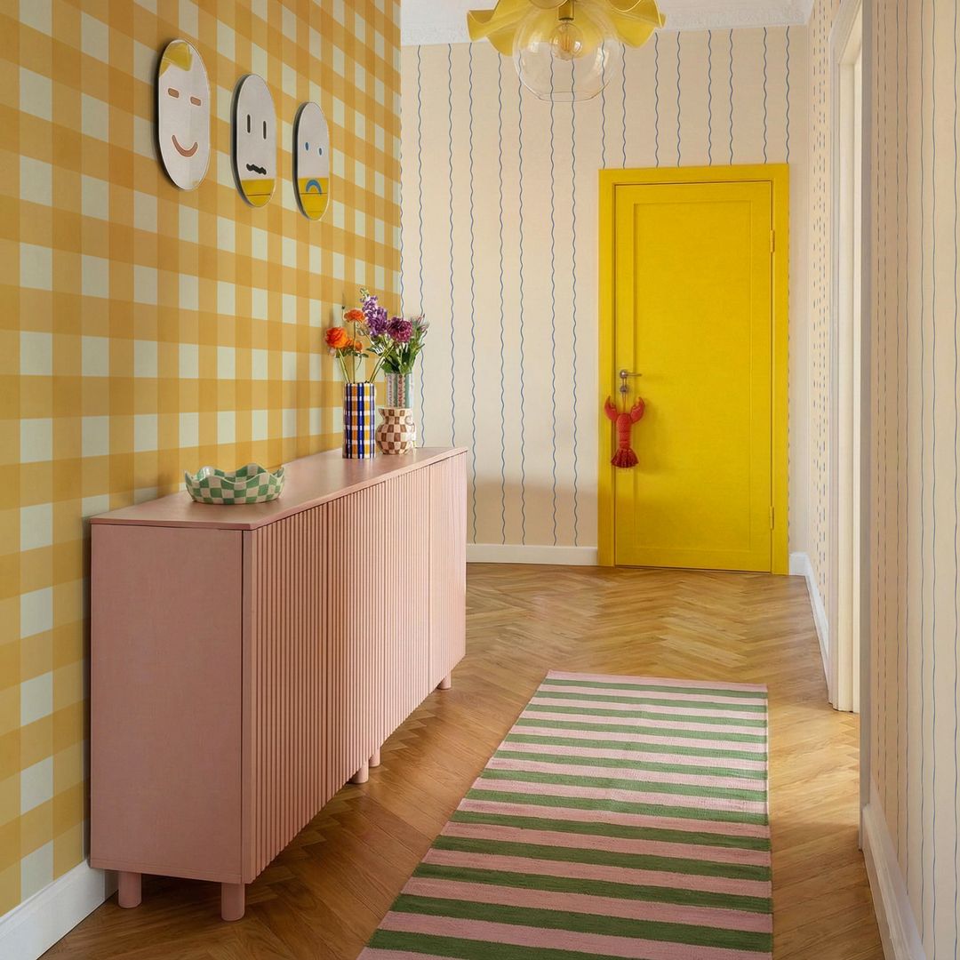 Ni minimalismo ni todo beige: la nueva tendencia deco quiere casas vividas, coloristas y personales