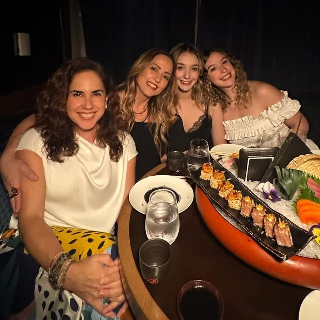 Andrea Legarreta, Mía y Nina Rubín se reúnen en Miami con la hermana de Pablo Lyle
