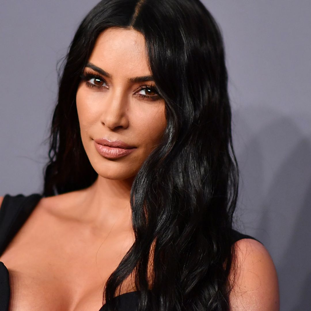 Ella también se suma al corte estrella de la temporada: Kim Kardashian estrena look