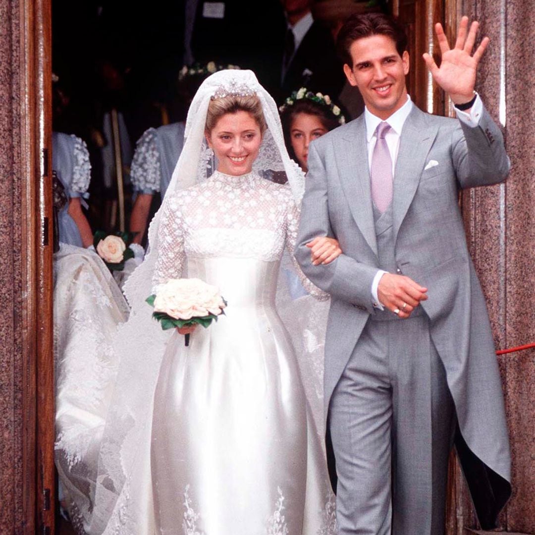 El vestido de novia de Marie-Chantal de Grecia: un diseño de Valentino creado por 25 costureras en 4 meses