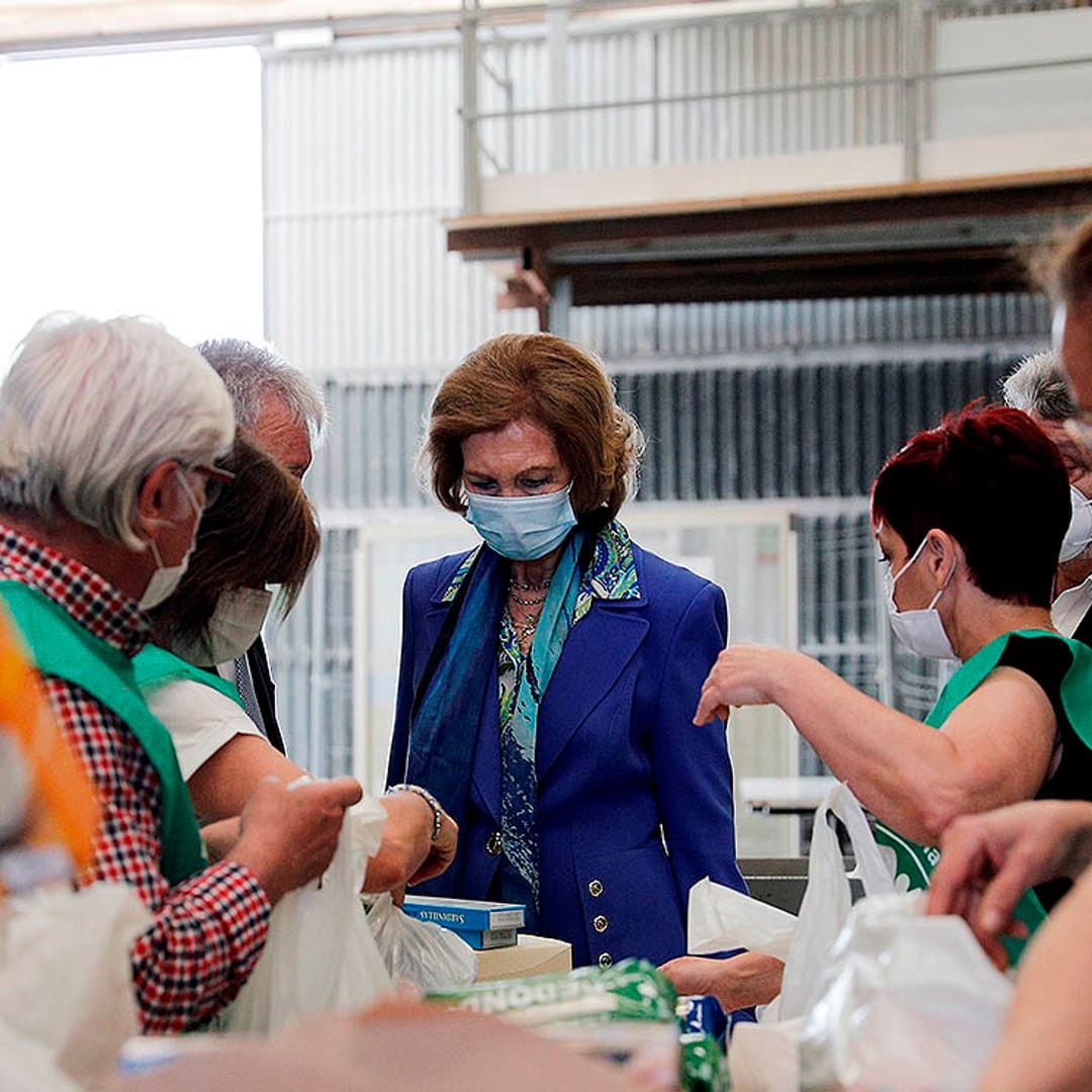 Los bailes regionales marcan la nueva visita solidaria de la reina Sofía