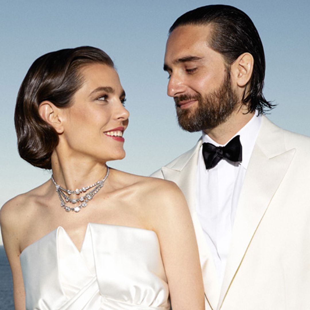 Nueva fotografía oficial de Carlota Casiraghi y Dimitri Rassam tras su boda
