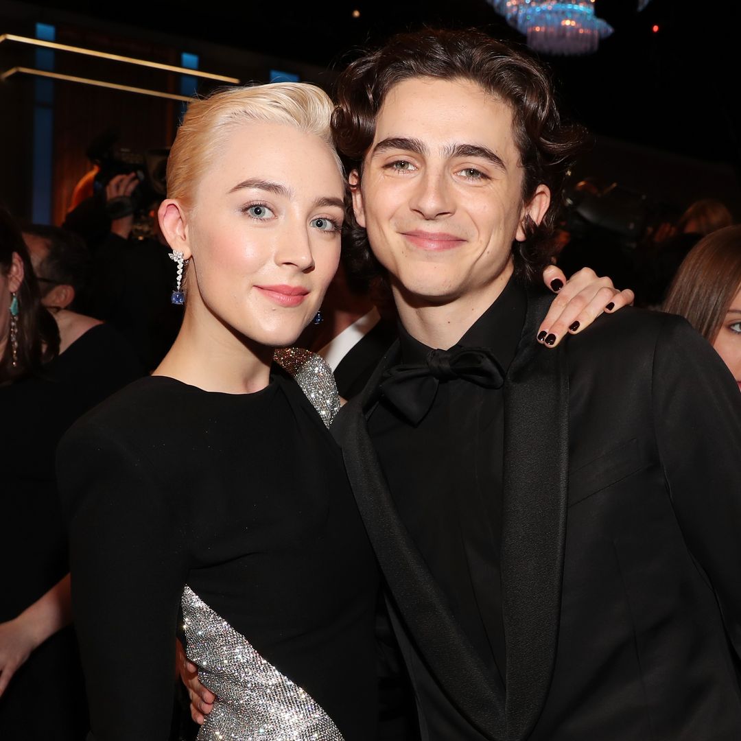 Timothée Chalamet y Saoirse Ronan