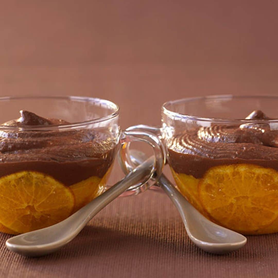 'Mousse' de chocolate y crema de mandarina