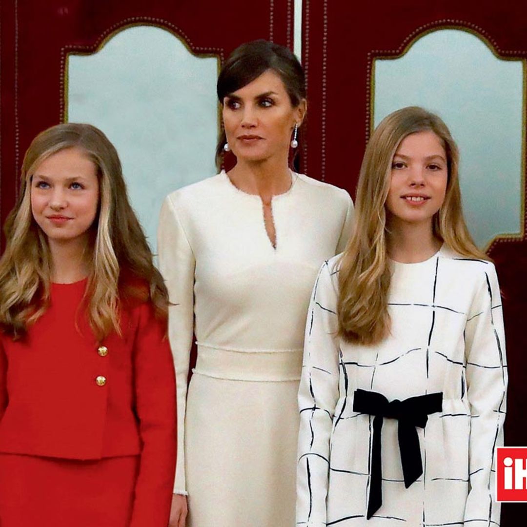 En ¡HOLA!, Leonor y Sofía, centro de todas las miradas en la apertura de las Cortes