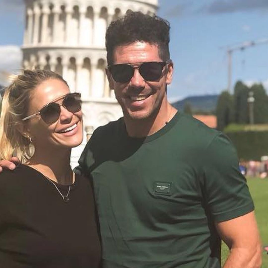 Carla Pereyra publica su primera foto de familia siendo cuatro