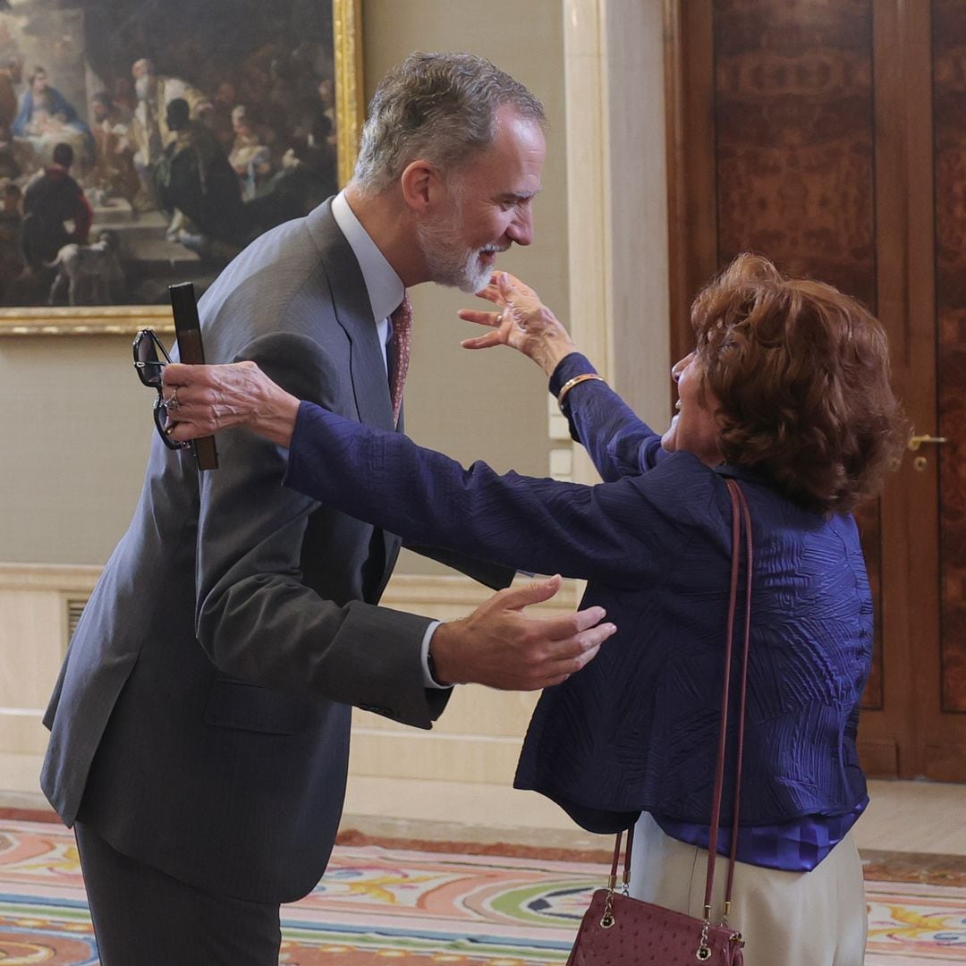 Felipe VI y el cariñoso encuentro con una de las mujeres que marcó su vida