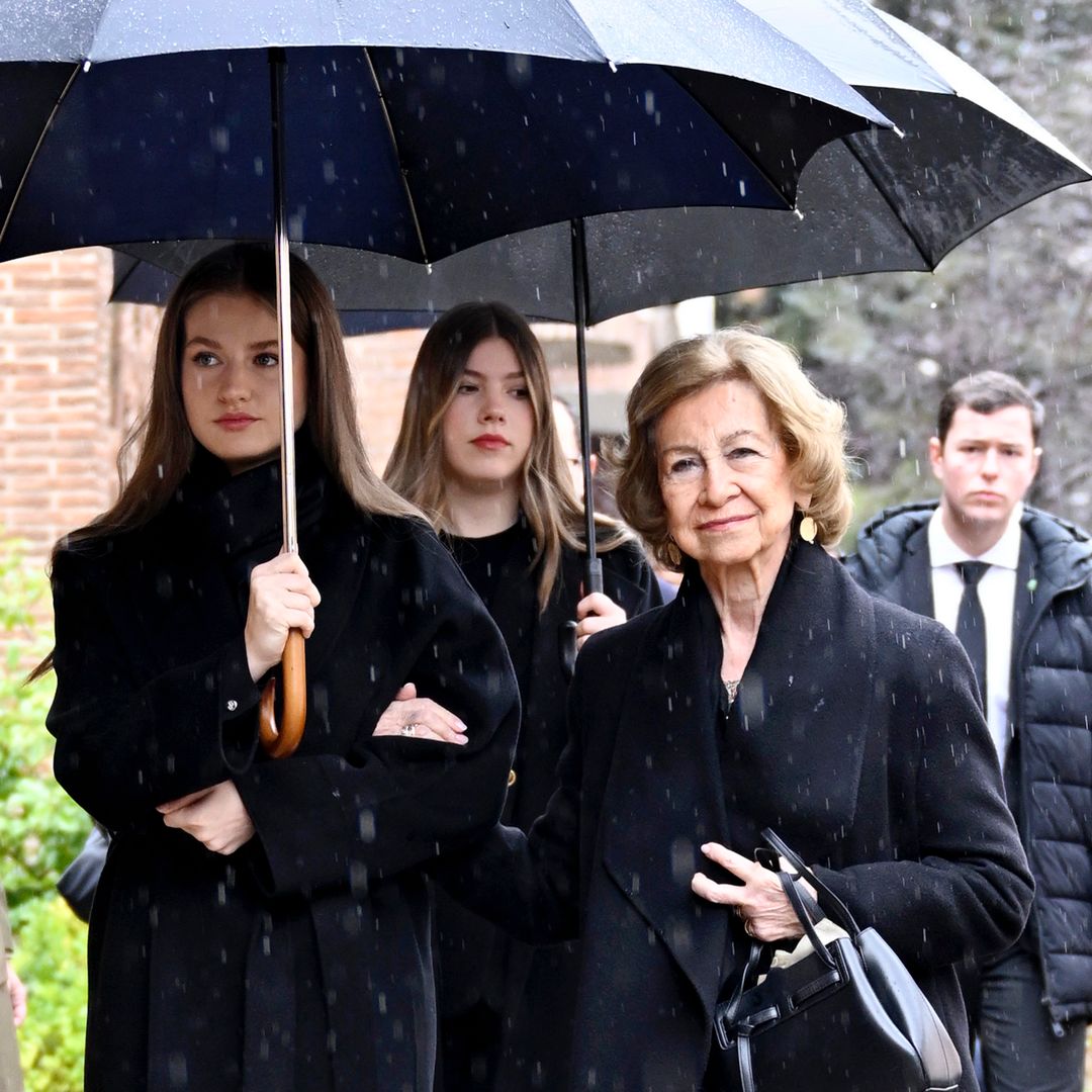 Emotivo adiós de los Reyes Felipe y Letizia, Leonor, Sofía y la reina Sofía en Madrid a la princesa Irene de Grecia