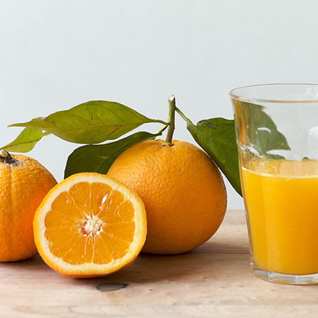 La verdad sobre lo que te aporta beber un zumo de naranja en el desayuno